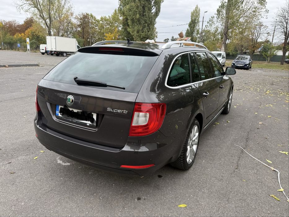 SKODA Superb 2011 — imagine 2