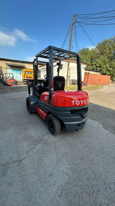 Продам Вилочный погрузчик (кара)