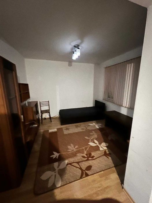 Дава се под наем Двустаен апартамент в Търговище, Вароша - 60 кв.м за 204 € - Снимка #1