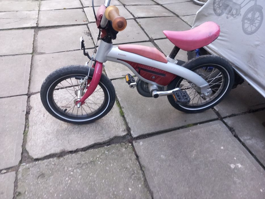 Bicicleta vintage marca Hercules și BMW