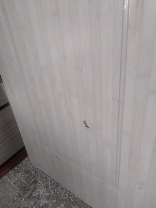 Продам межкомнатную дверь б/у