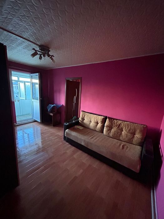 Vand sau inchiriez apartament