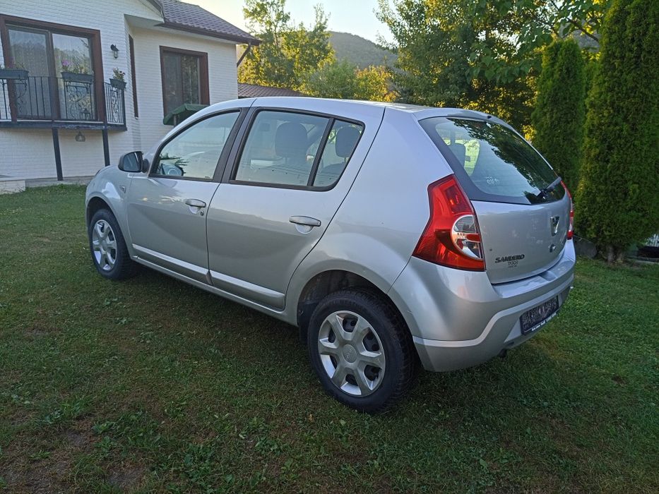 Dacia Sandero Laureate 1.2 benzina 2012 Euro 5