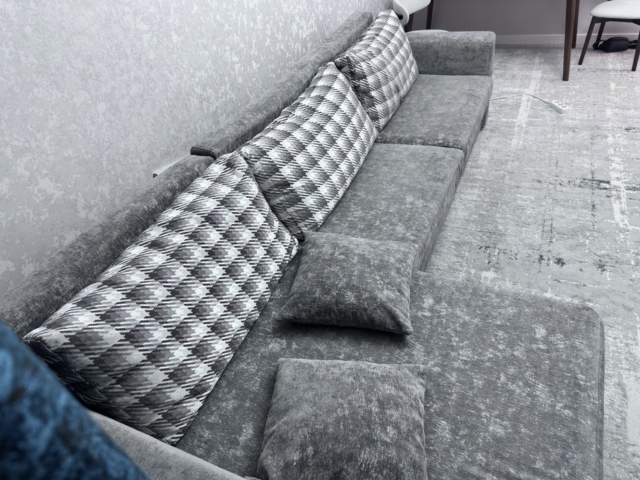 Диван для зала мебель