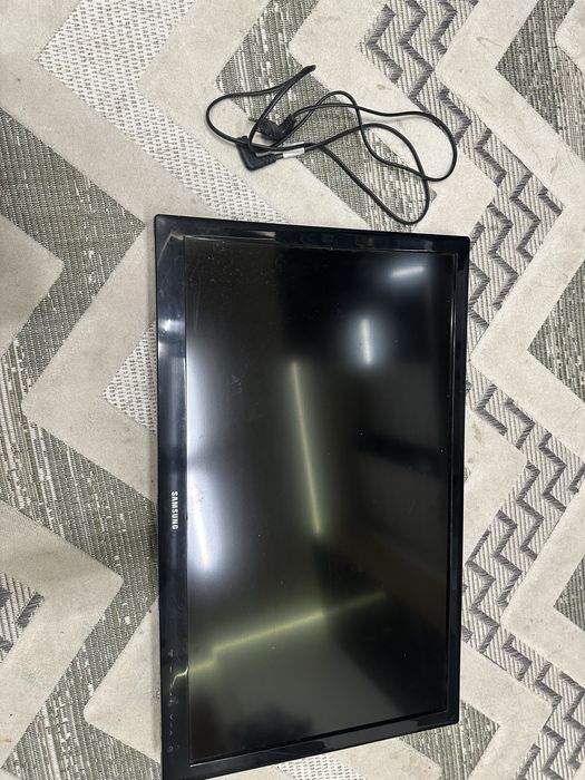 Телевизор SAMSUNG