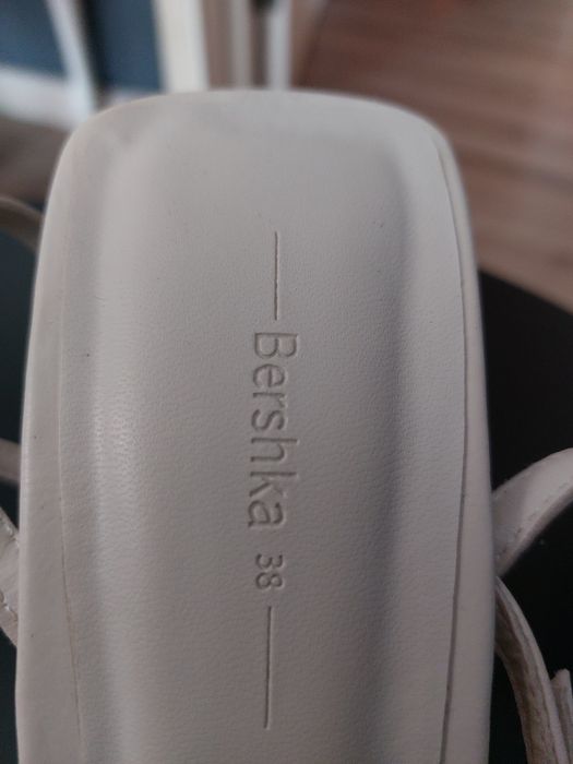 Туфли Bershka 38