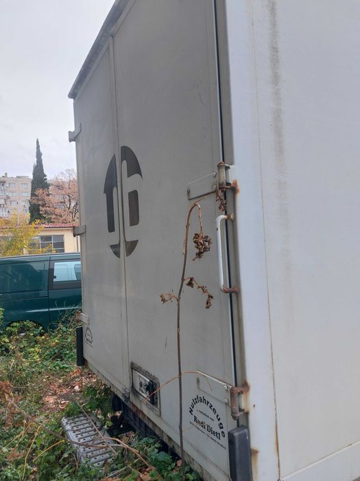 Фургон за спринтер 511 906 с борд