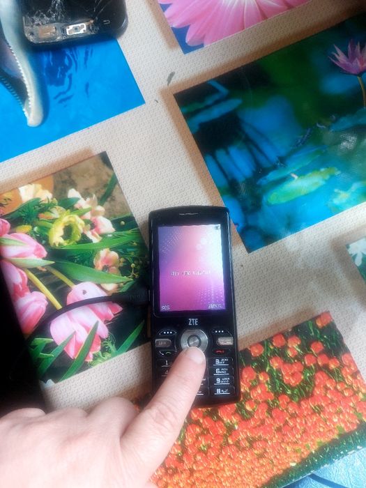 Продам продам сотку ZTE