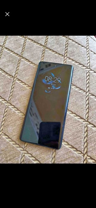Vând Huawei nova 9