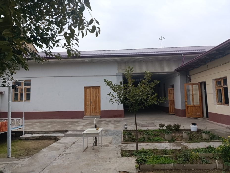 Hovli sotiladi 6 sotix