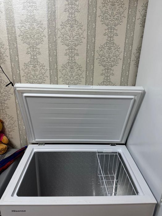 Продам морозильную камеру