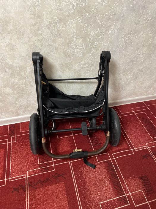 Коляска (люлка) ining baby