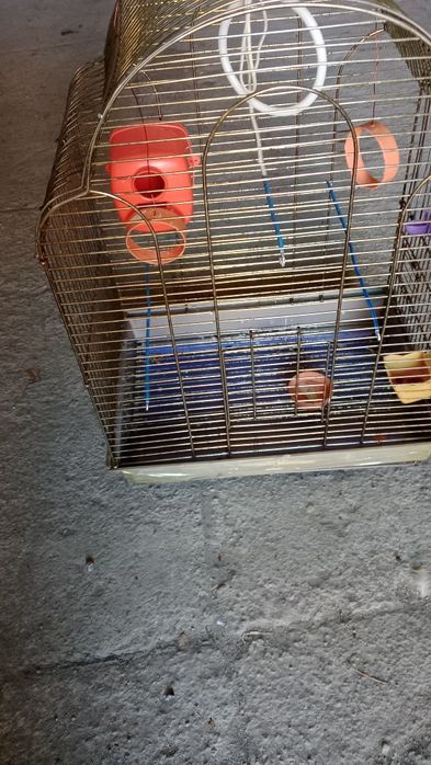 Клетка для попугаев