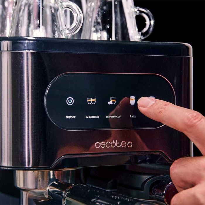 Еспресо кафемашина с кана за мляко тъч дисплей Cecotec Power Espresso 20 Coldbrew Latte plus