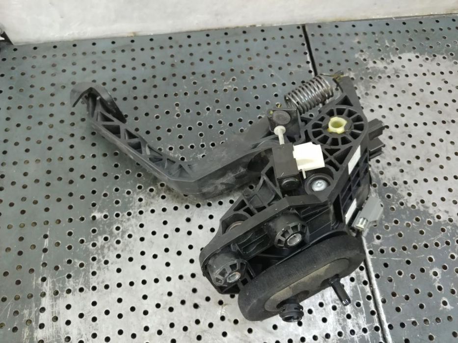 pedala ambreiaj 1.5 tdci ford transit courier c4a  2022  ey16-7b633-ab