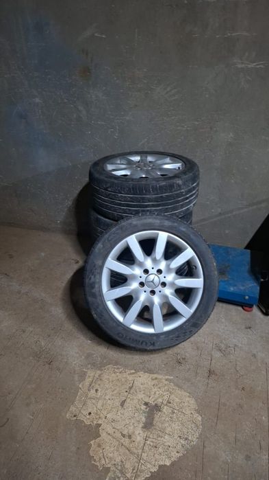 Продаётся диски с шинами R18