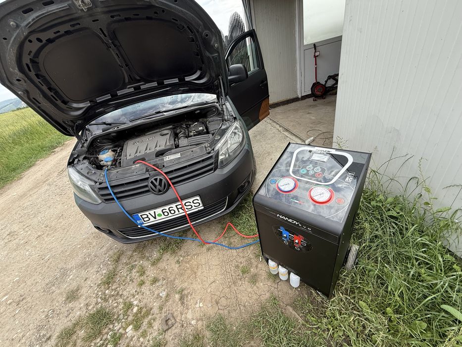 Incarcare Freon R134A