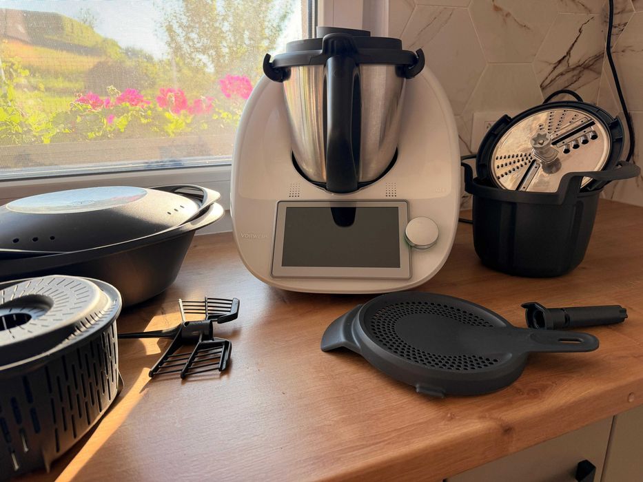 Thermomix TM6 + Thermomix Cutter pentru TM6/TM5 | Complet Echipat | Stare Foarte Bună