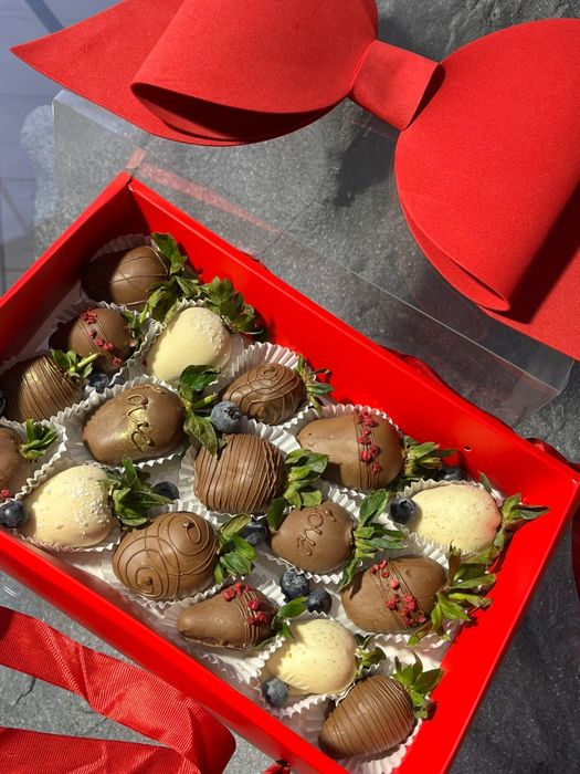 Клубника  в шоколаде