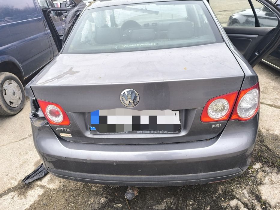 Portbagaj / Bara spate Vw Jetta