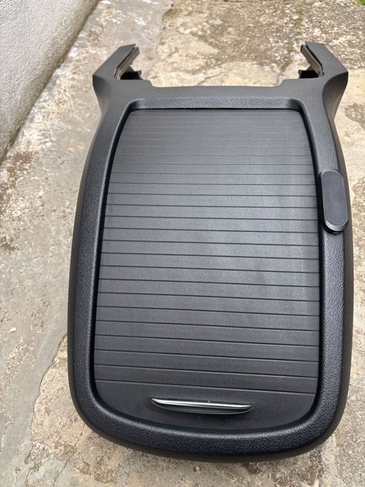 Централна конзола за Mercedes-Benz V-класа или Vito (W447)