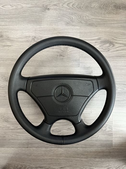 Волан Mercedes Sportline W124