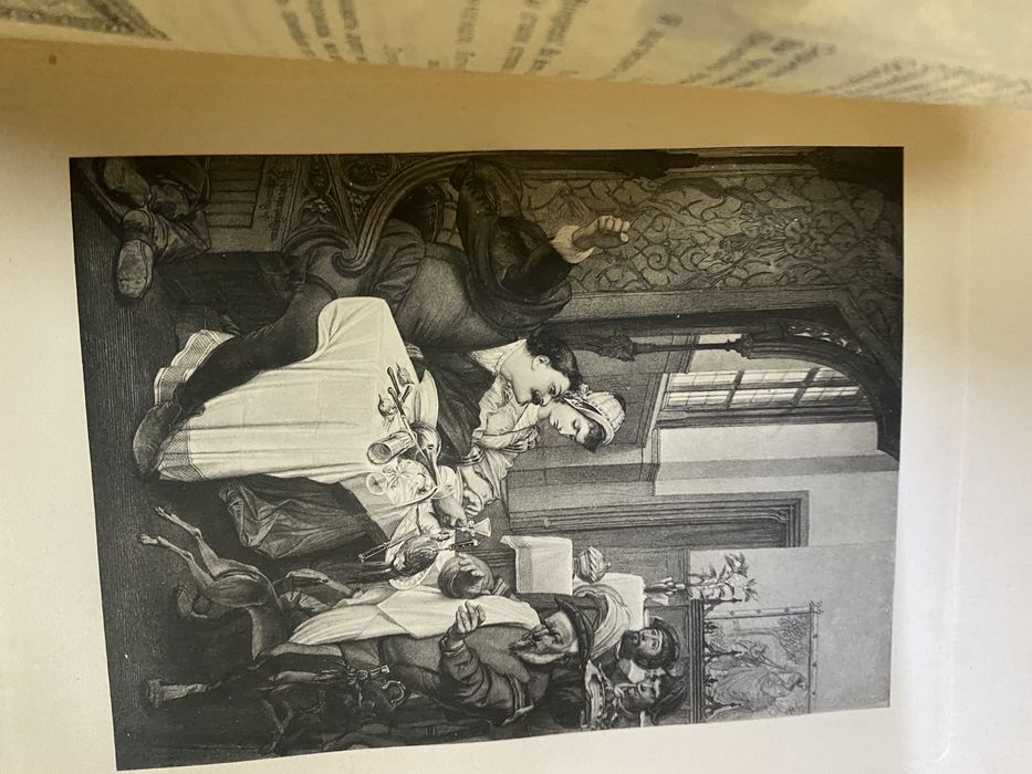 Антикварные книги .