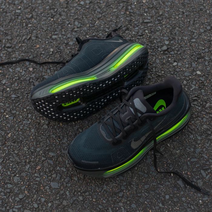 NIKE VOMERO PREMIUM маратонки за бягане