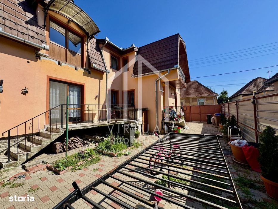 Casa individuala cu 5 camere, 165mp utili, 545mp teren - Lupeni