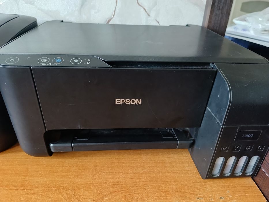 Цветной принтер Epson