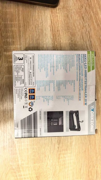 Proiector LED portabil 20W (Workzone)