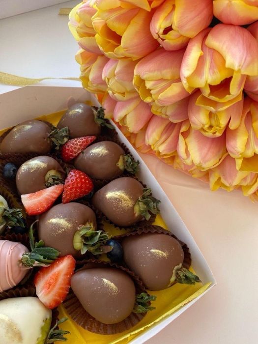 Тюльпаны к 8 марта