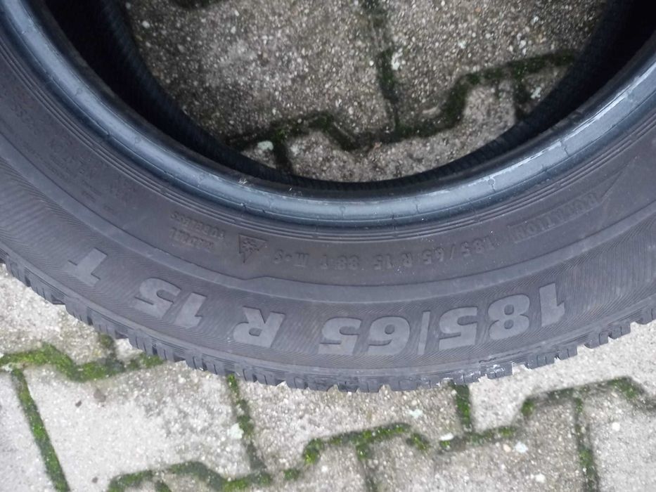 Anvelope pentru Dacia 185 65 15 M+S Semperit DOT 2022