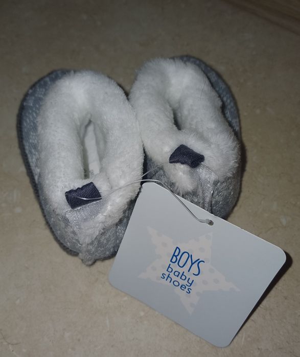 20 21 Кожени пантофки, бебешки топлийки и пантофи, вълнени чорапки, Be