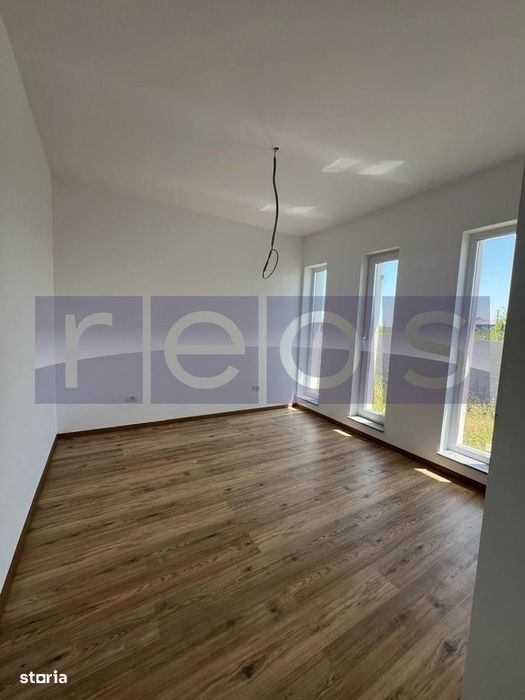 Vanzare Casa 5 Camarere | 400 Mp | Tunari