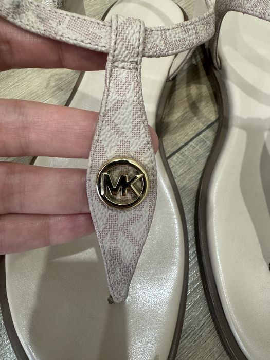 Сандали МК оригинал