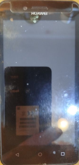 Телефон андроид Хуавей.