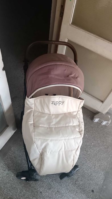 Детска количка zippy