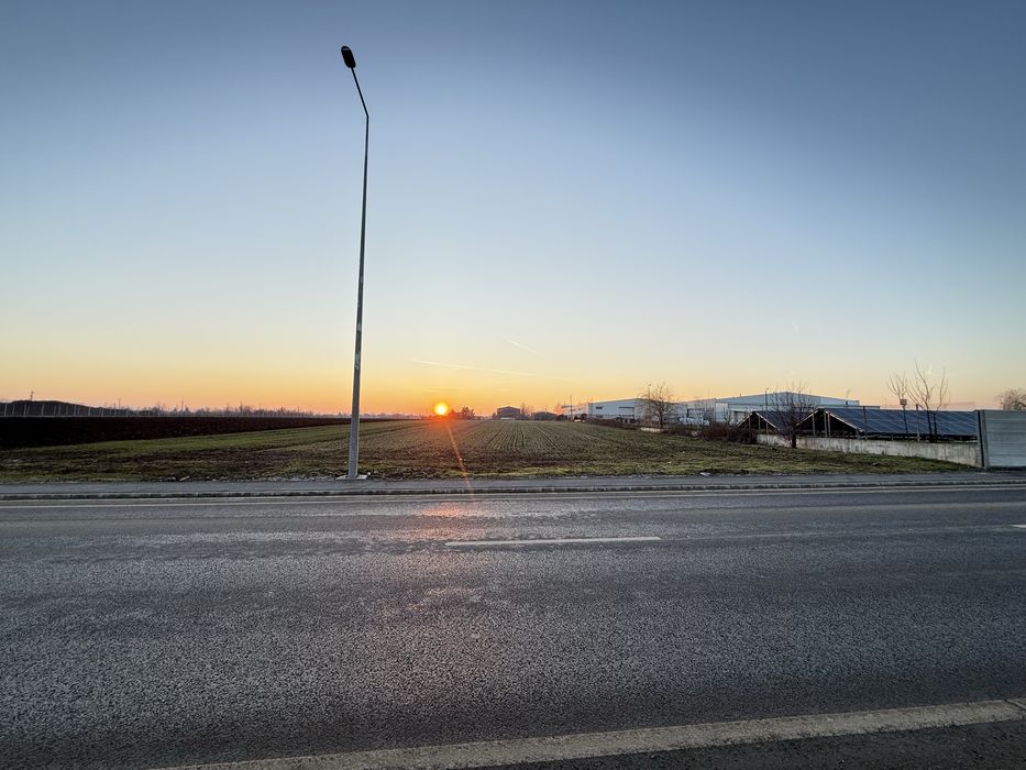 Teren 5000 mp Brănești deschidere 2 drumuri utilități lângă DN3 & A2