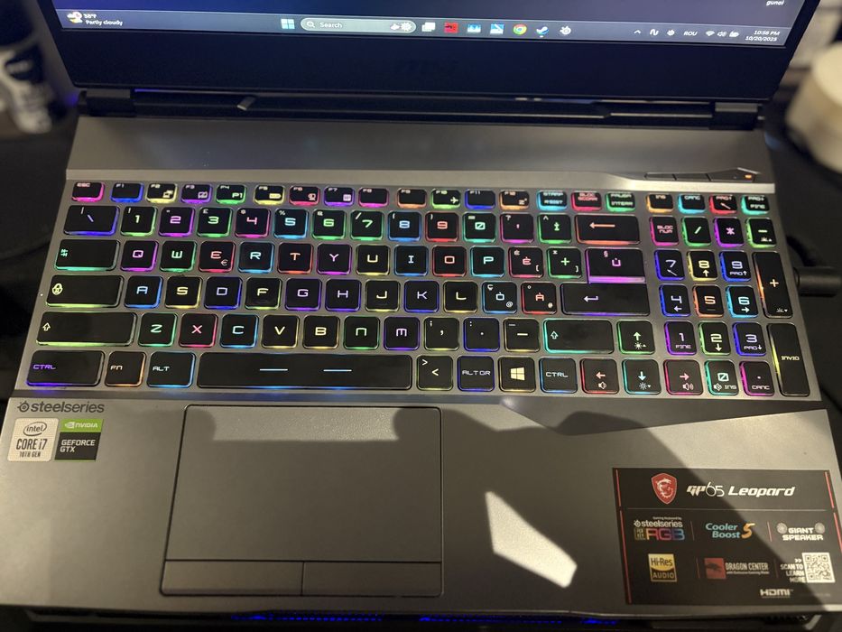 Laptop MSI gp65 leopard