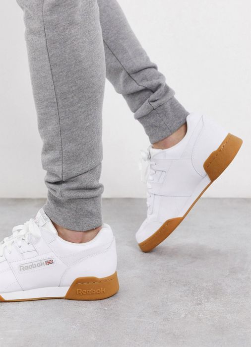 Reebok Кроссовки Новая