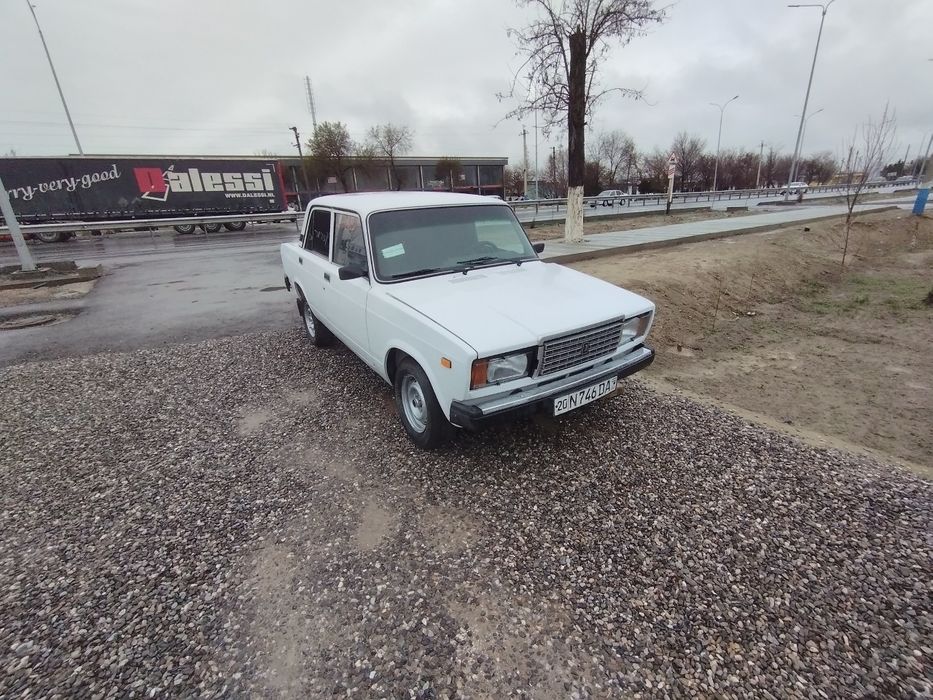 Vaz2107 faqat naxtga sotiladi oqib tel qililar
