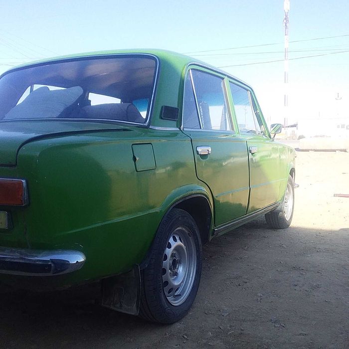 VAZ-21011 metani bar. Dogovor joq!