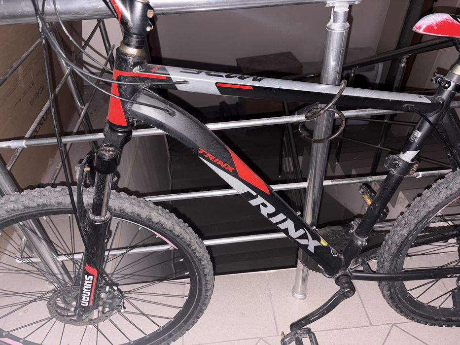 Продам срочно велосипед Trinx m136