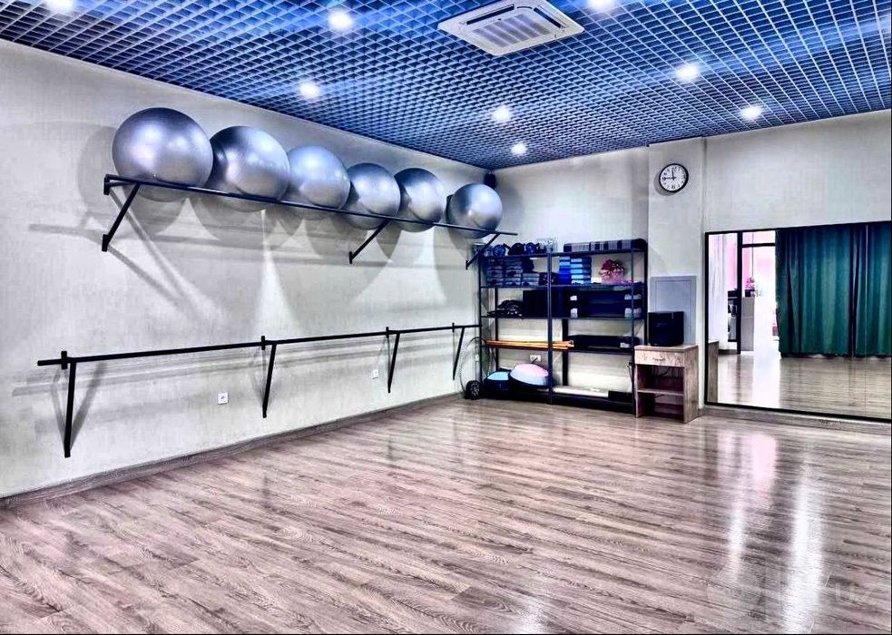 Срочно продается нежилое помещение в ЖК, ор-р: ул.Махтумкули, 222м²