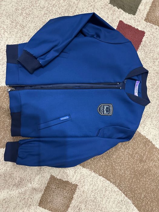 Школьная форма новая  для девочки 1 класс