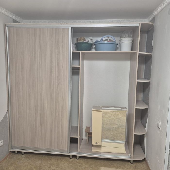 стенка для постели,вещей