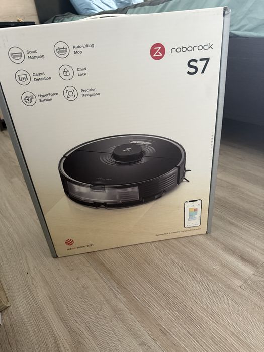 Робот-пылесос Roborock S7 черный