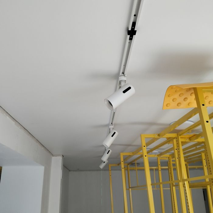 Натяжные потолки