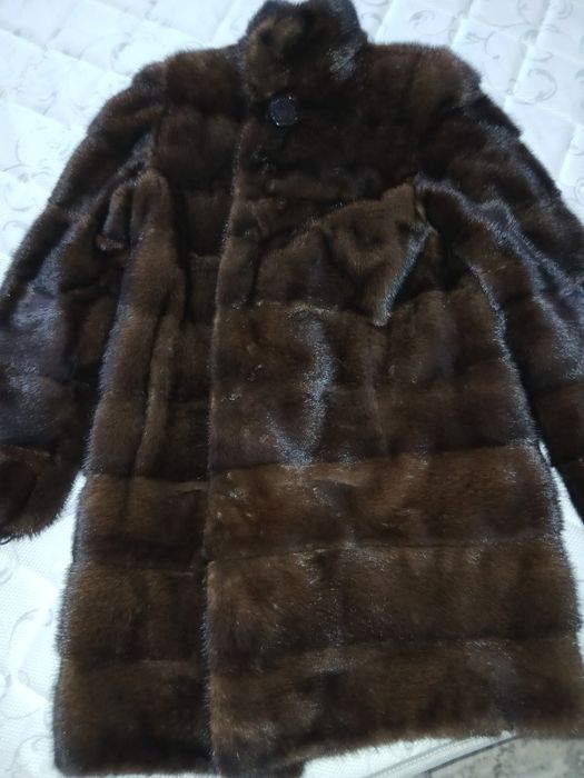 Продам шубу 25000